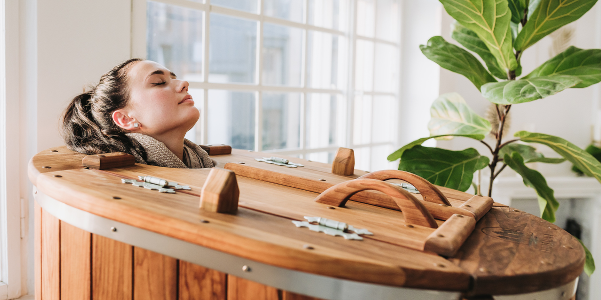 Ovális Fitoszauna gőzgenerátorral - prémium otthoni wellness